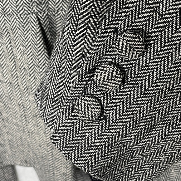 ModCloth Classic Herringbone Blazer Size 1X Black White Minimalist - Picture 4 of 10